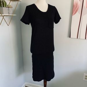 Monrow • Varigated Rib Short Sleeve Dress in Faded Black • SZ S Retail $156